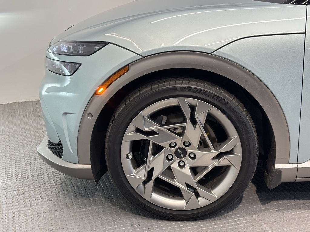 2025 Genesis GV60 Performance AWD photo 5