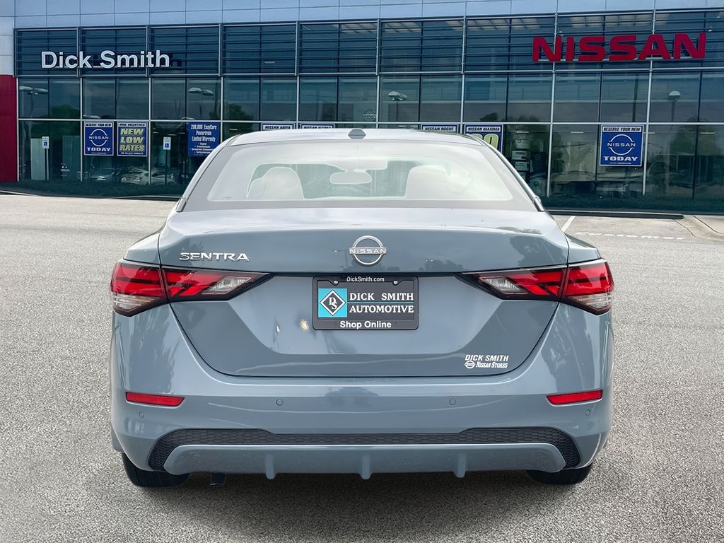 2025 Nissan Sentra SV photo 5