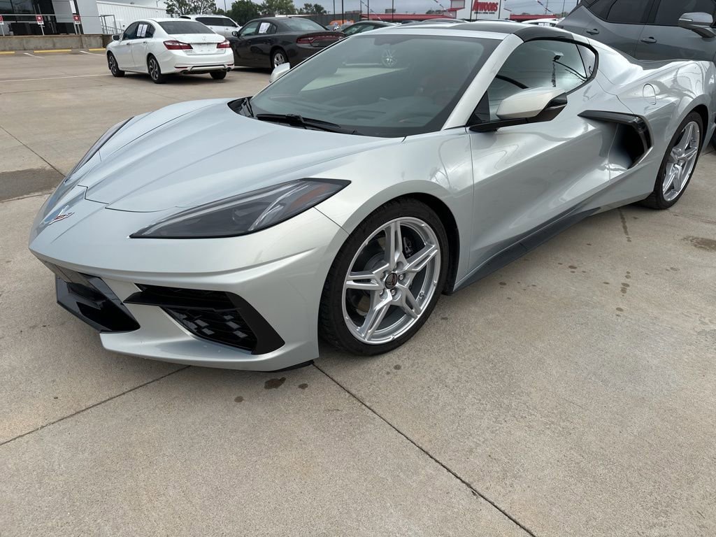2021 Chevrolet Corvette Stingray 2LT photo 16