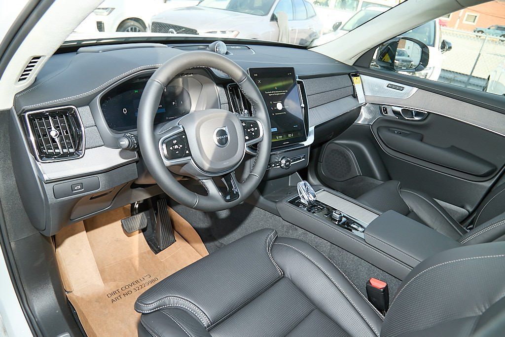 2026 VOLVO XC90 - Image 11