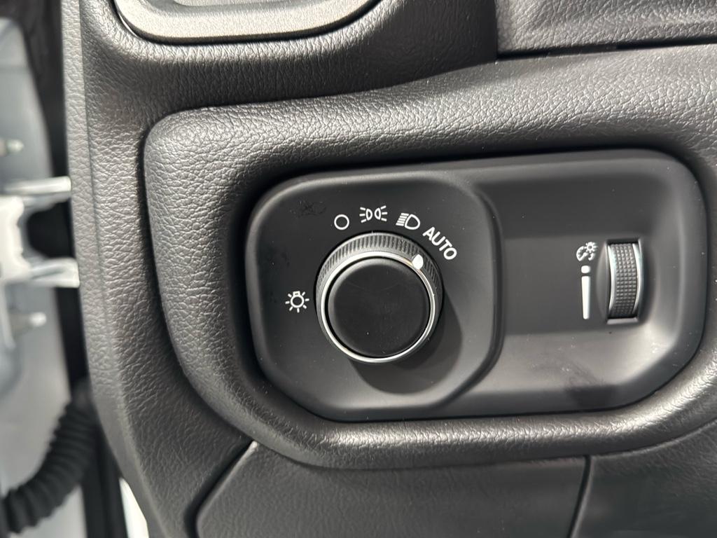 2024 Ram 3500 Tradesman photo 25