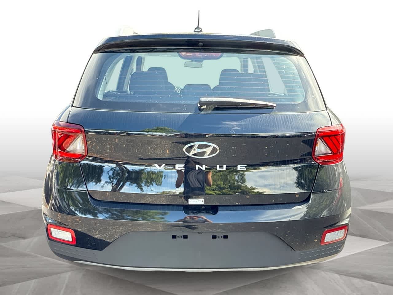 2025 Hyundai Venue SEL photo 6