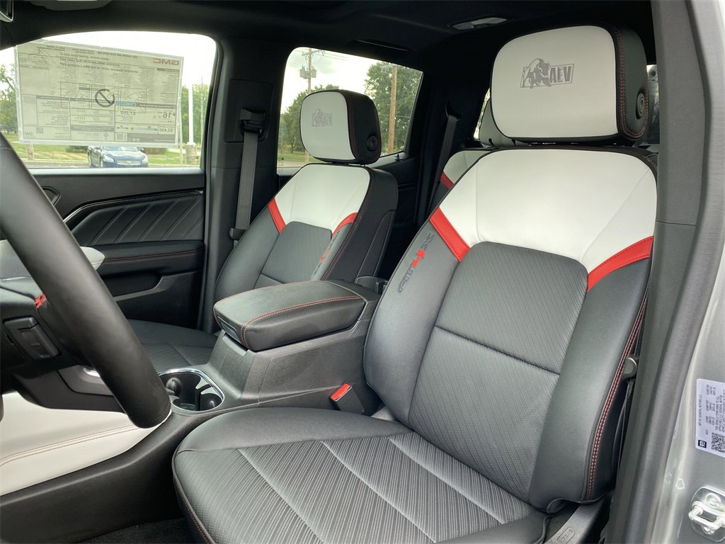 2024 Gmc Canyon AT4X photo 11
