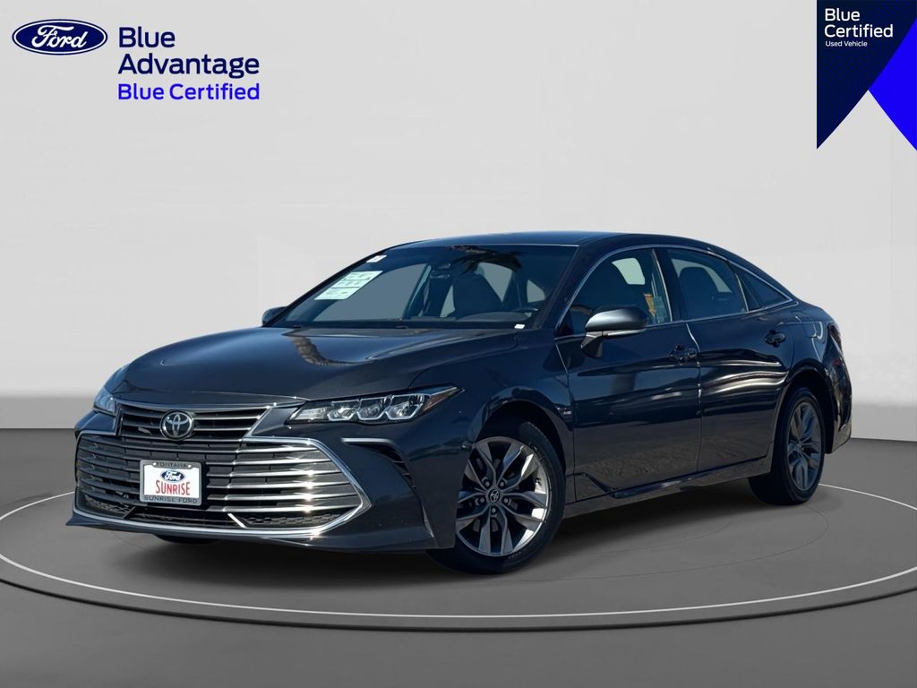 2020 Toyota Avalon XLE