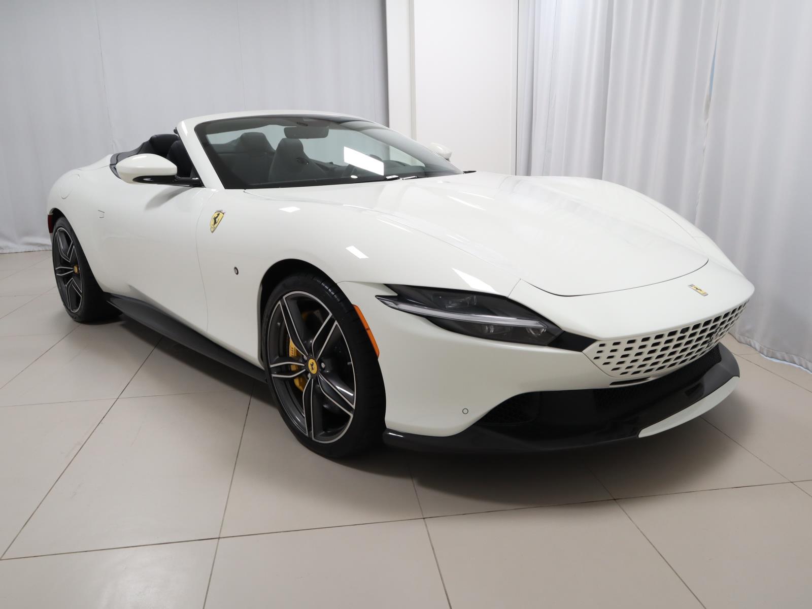 2024 Ferrari Roma Spider photo 5