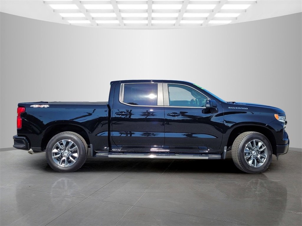 2026 Chevrolet Silverado 1500 RST photo 4