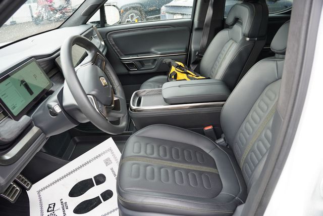 2022 Rivian R1T Launch Edition photo 14