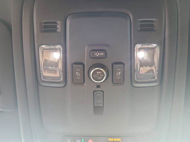 2025 Chevrolet Tahoe Premier photo 11