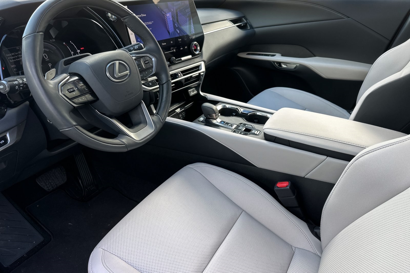 2024 Lexus RX 350h Premium photo 2