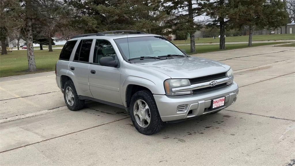 Used 2008 Chevrolet TrailBlazer 2FL with VIN 1GNDT13S982156251 for sale in Oslo, Minnesota