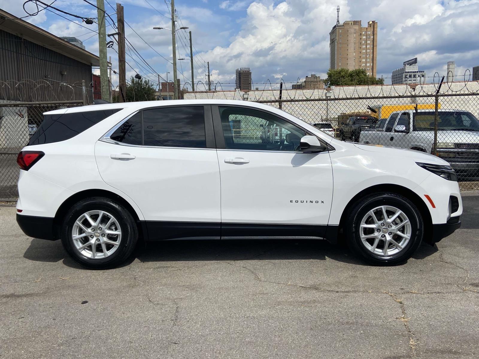 2022 Chevrolet Equinox LT photo 27