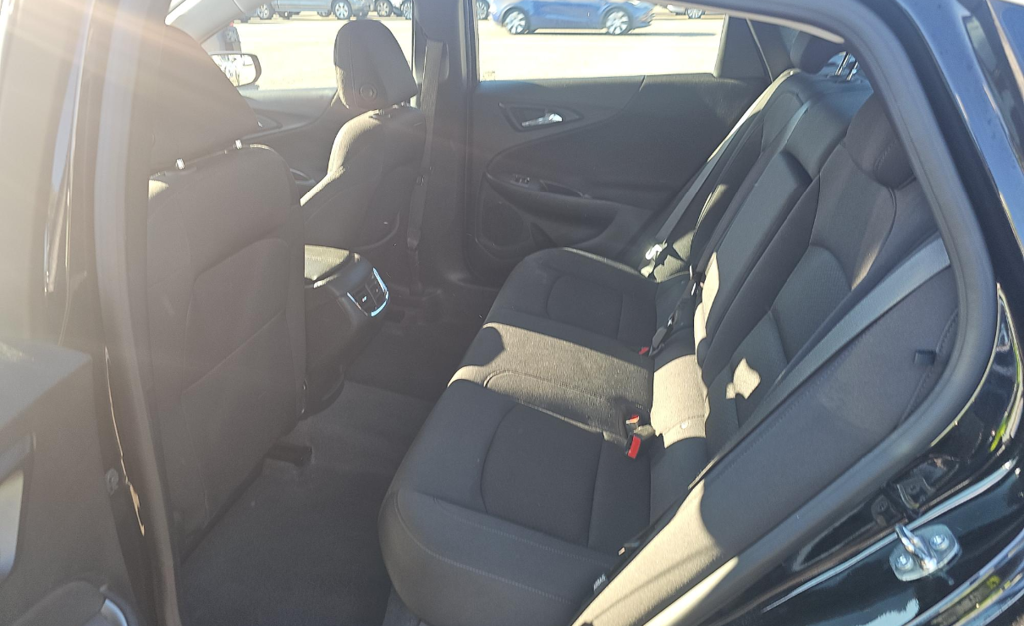 2023 Chevrolet Malibu 1LT photo 6