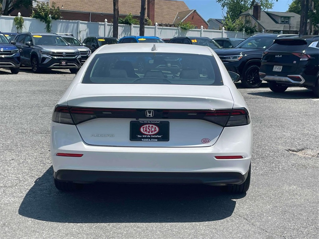 2024 Honda Accord LX photo 6
