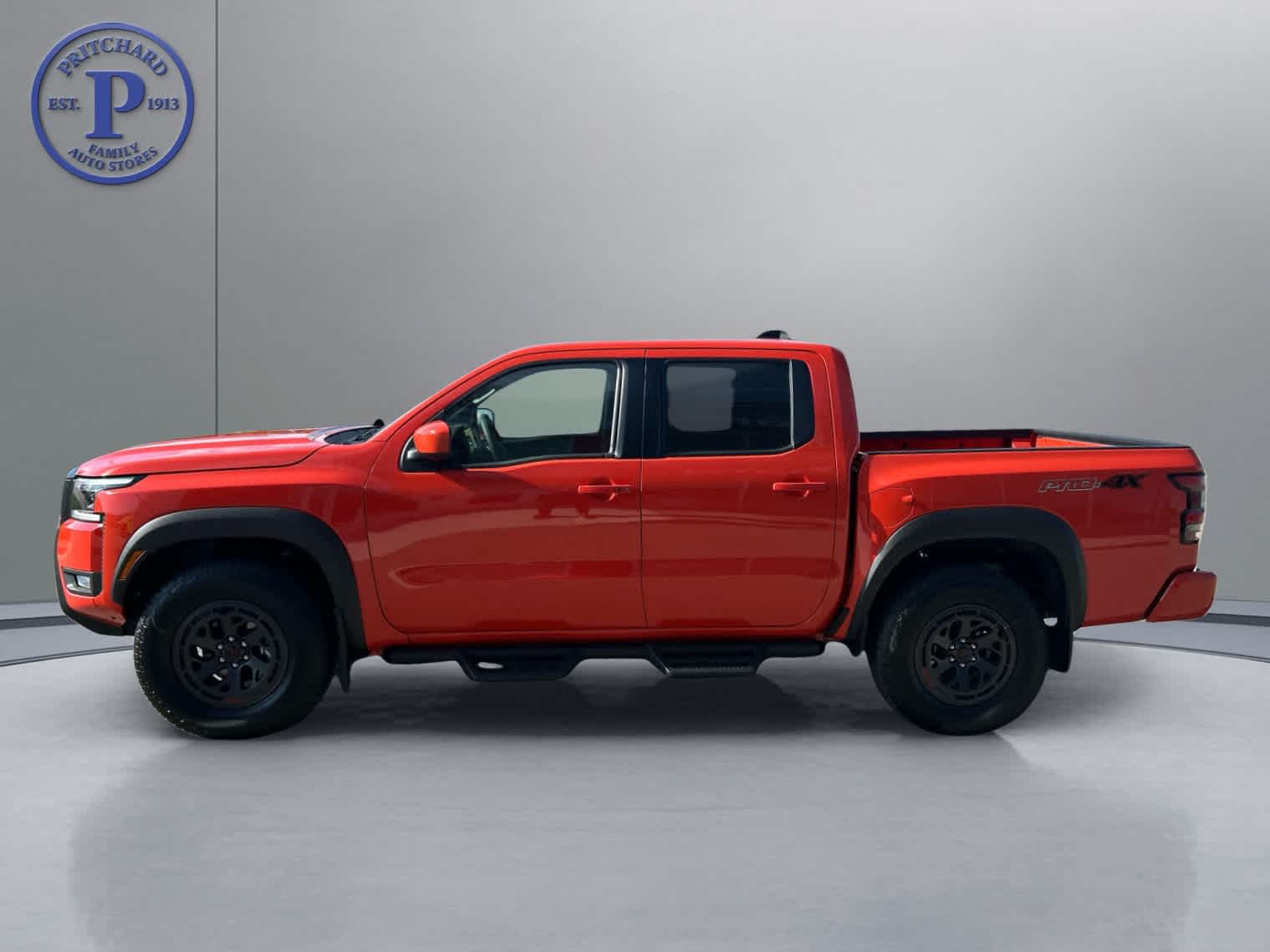 2025 Nissan Frontier PRO-4X photo 2