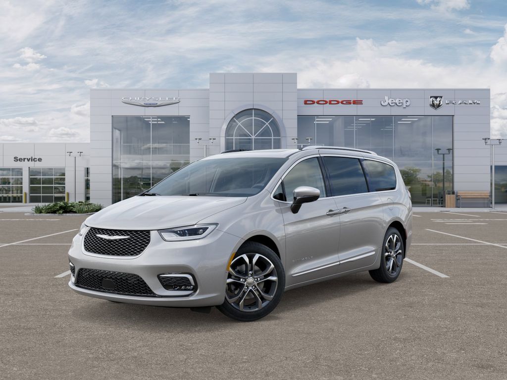 2026 Chrysler Pacifica Pinnacle's photo