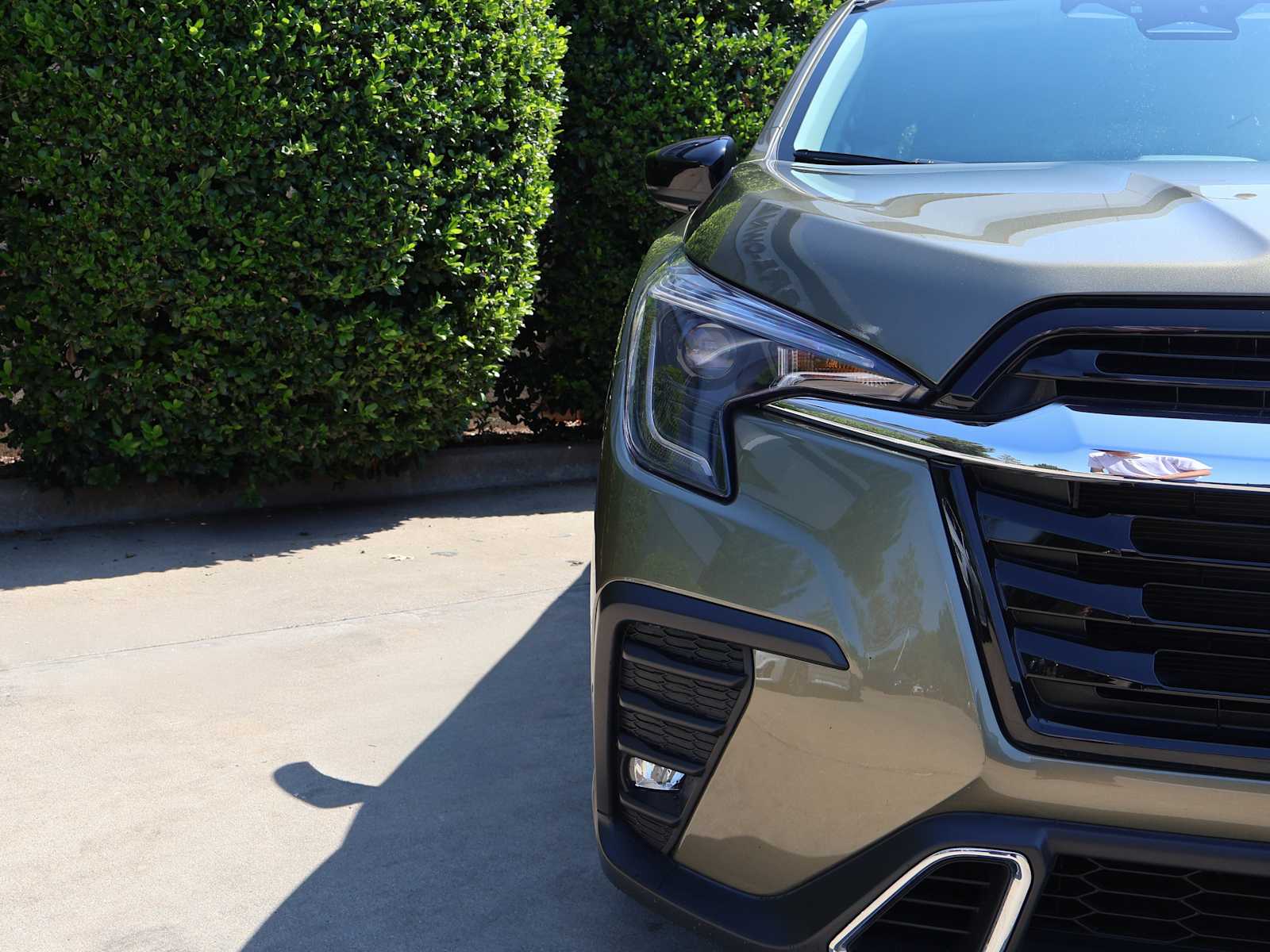 2024 Subaru Ascent Touring photo 4