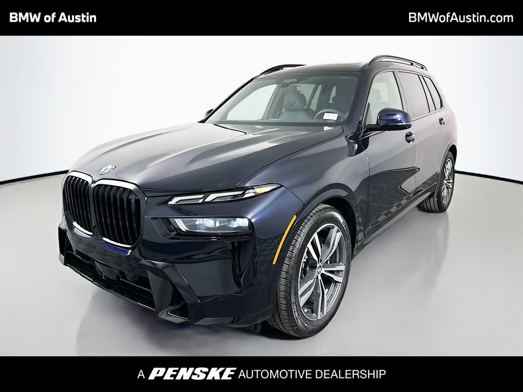 2026 BMW X7 40i's photo