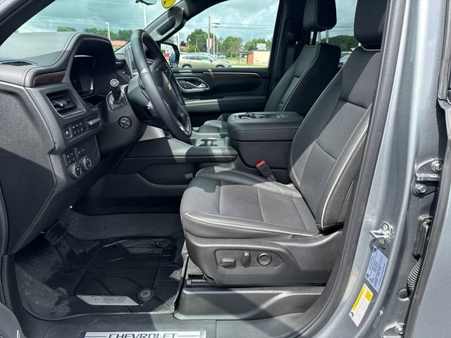2024 Chevrolet Suburban Premier photo 10