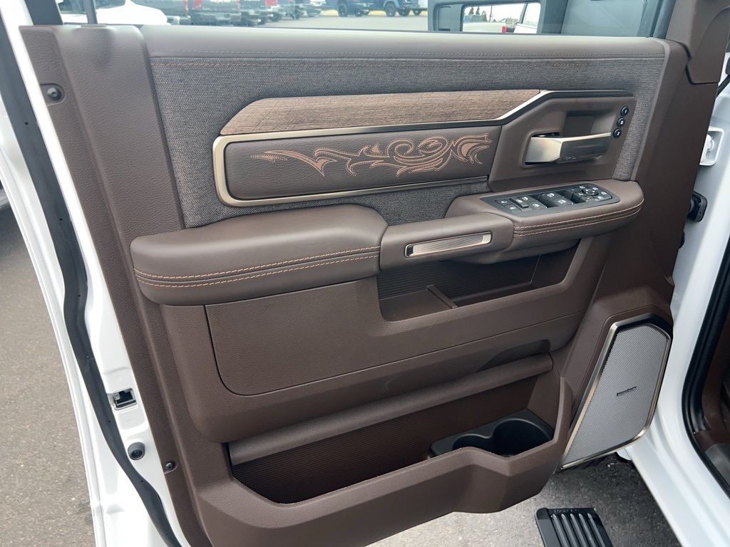 2026 Ram 3500 Limited photo 11