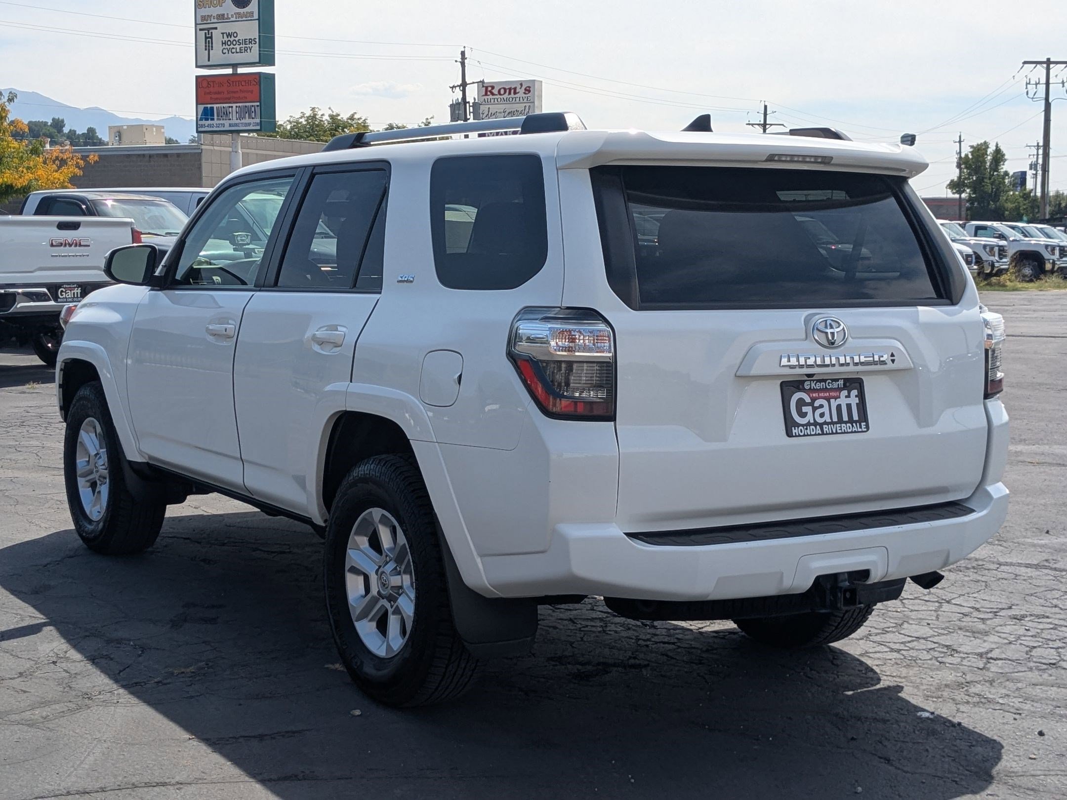 2021 Toyota 4Runner SR5 photo 5