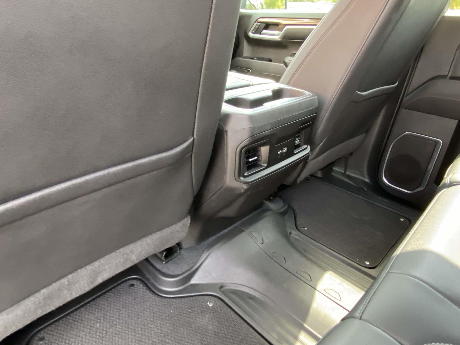 2022 Chevrolet Silverado 1500 RST photo 4