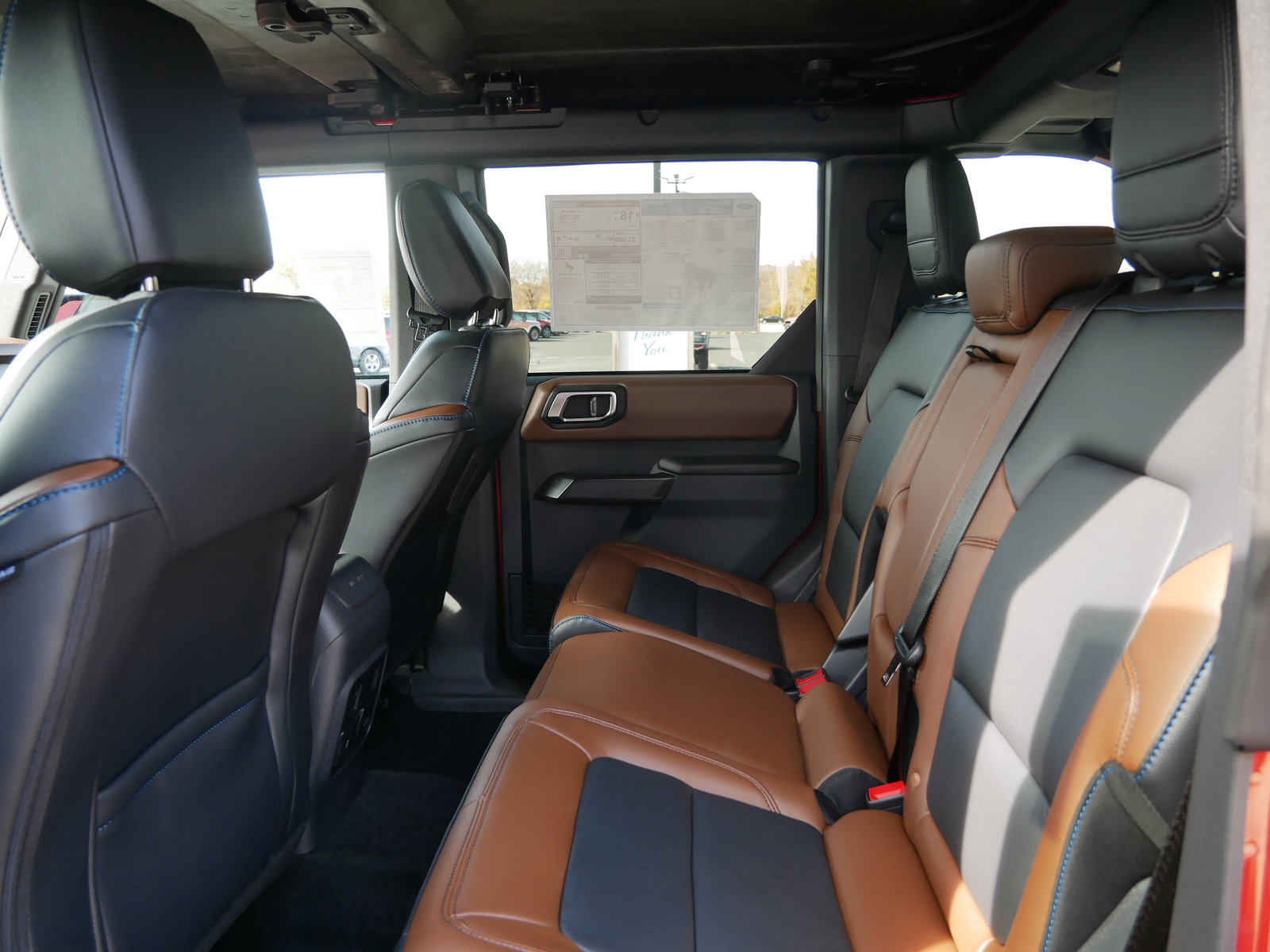 2024 Ford Bronco Outer Banks photo 6