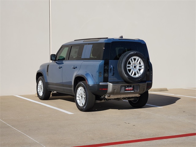 2026 Land Rover Defender 110 S photo 3