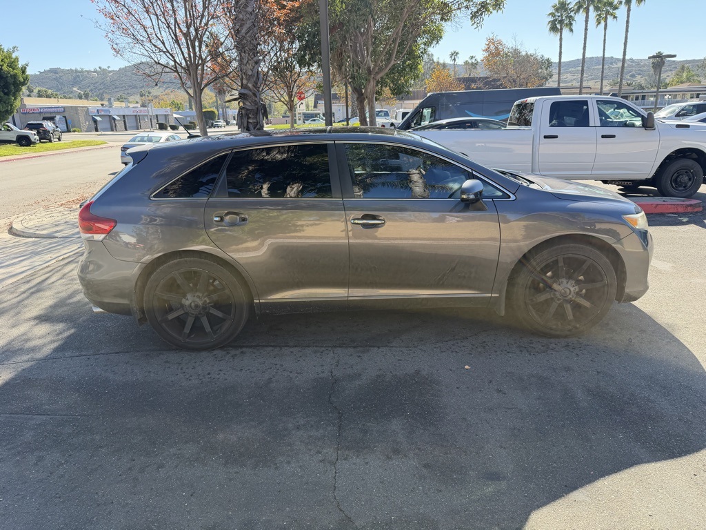 Used 2015 Gray Toyota XLE image 7