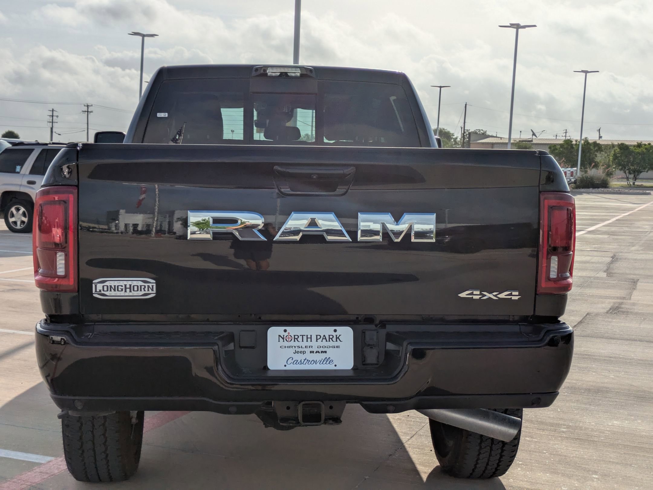 2025 Ram 2500 Longhorn photo 4