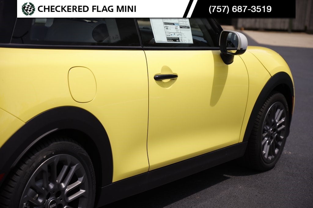 2025 Mini Cooper Hardtop S photo 10
