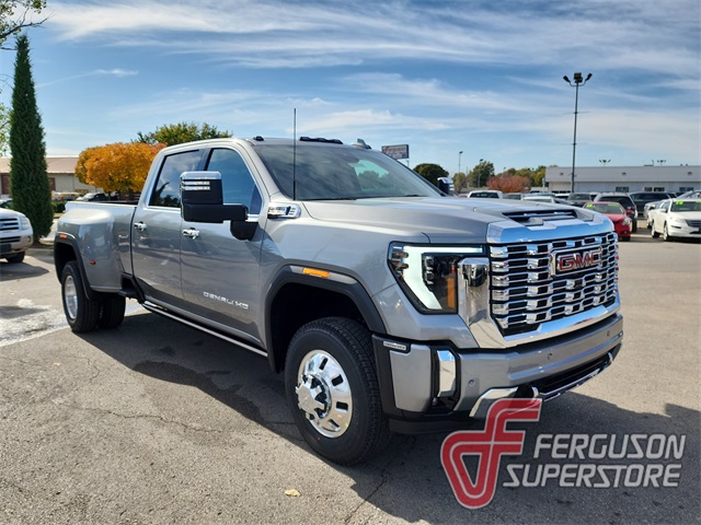 2026 GMC Sierra 3500HD Denali's photo