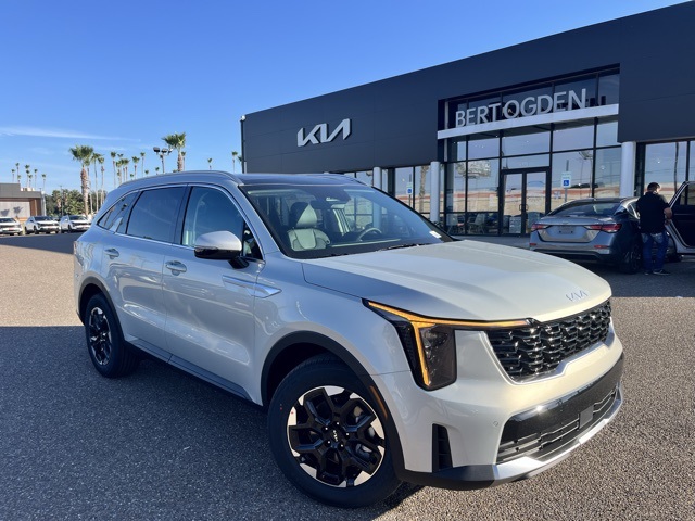 2026 Kia Sorento S's photo