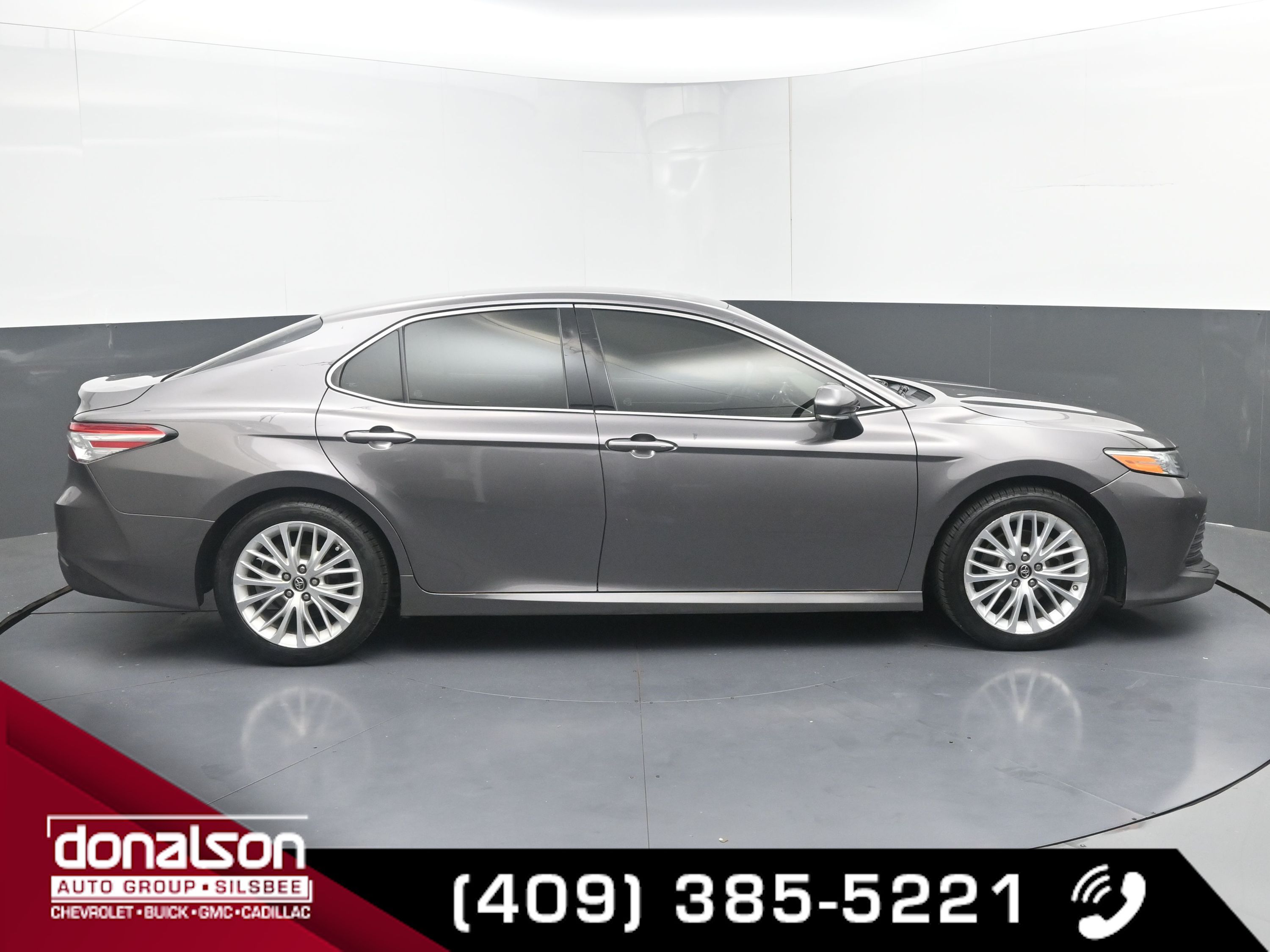 Used 2018 Toyota Camry XLE with VIN 4T1B11HK3JU505974 for sale in Silsbee, TX