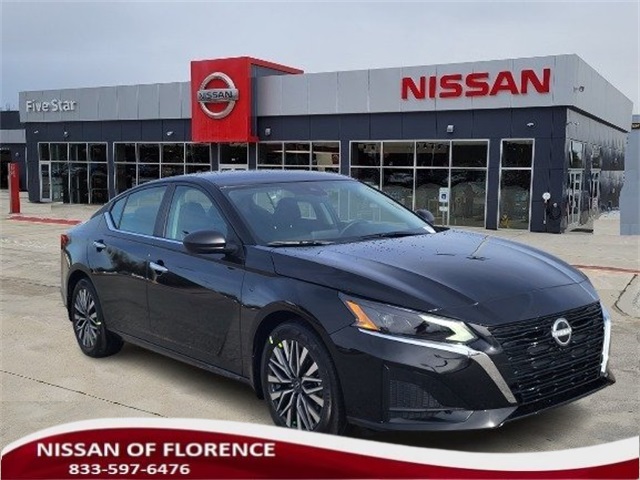 2025 Nissan Altima SV's photo