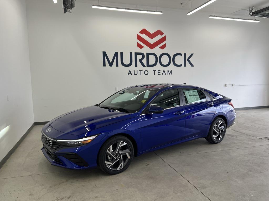 2025 Hyundai Elantra Limited's photo