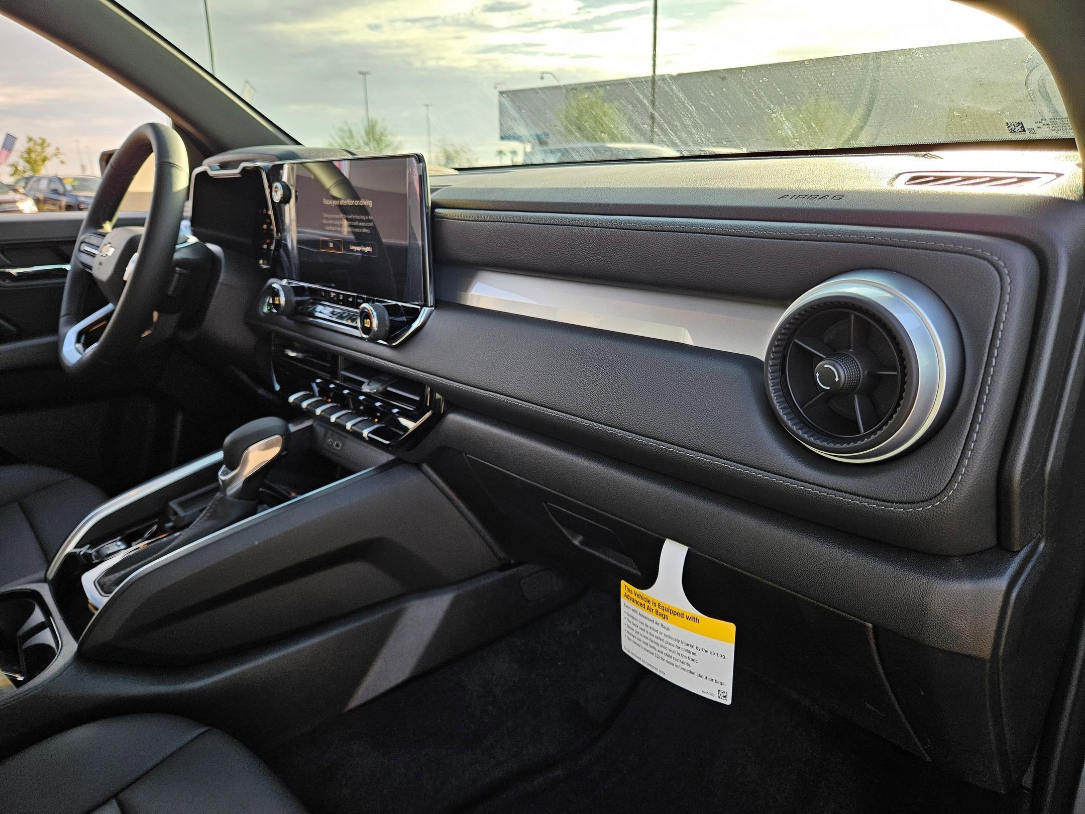 2026 Chevrolet Colorado LT photo 19