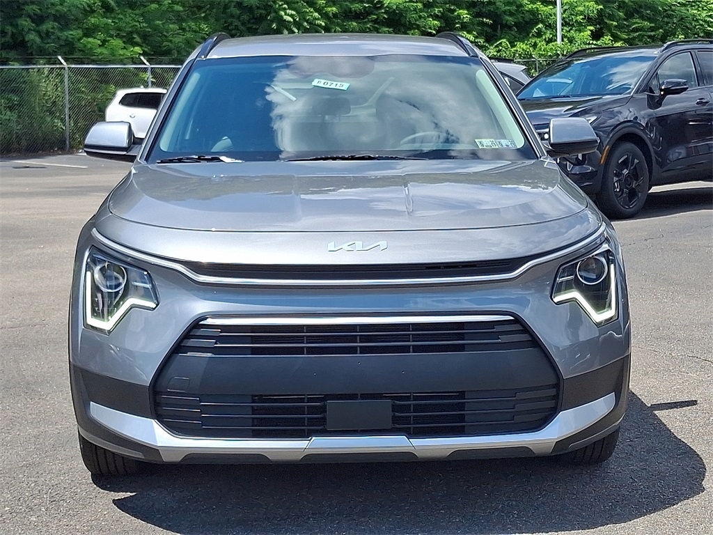 2025 Kia Niro Plug-In Hybrid EX photo 2