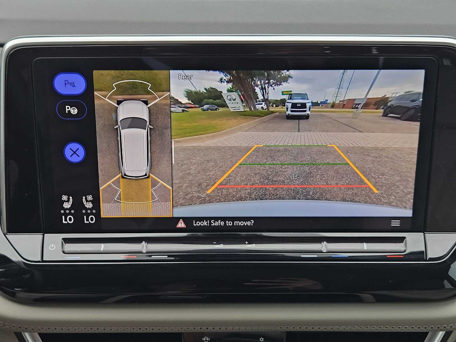 2024 Volkswagen Atlas SEL Premium R-Line photo 12