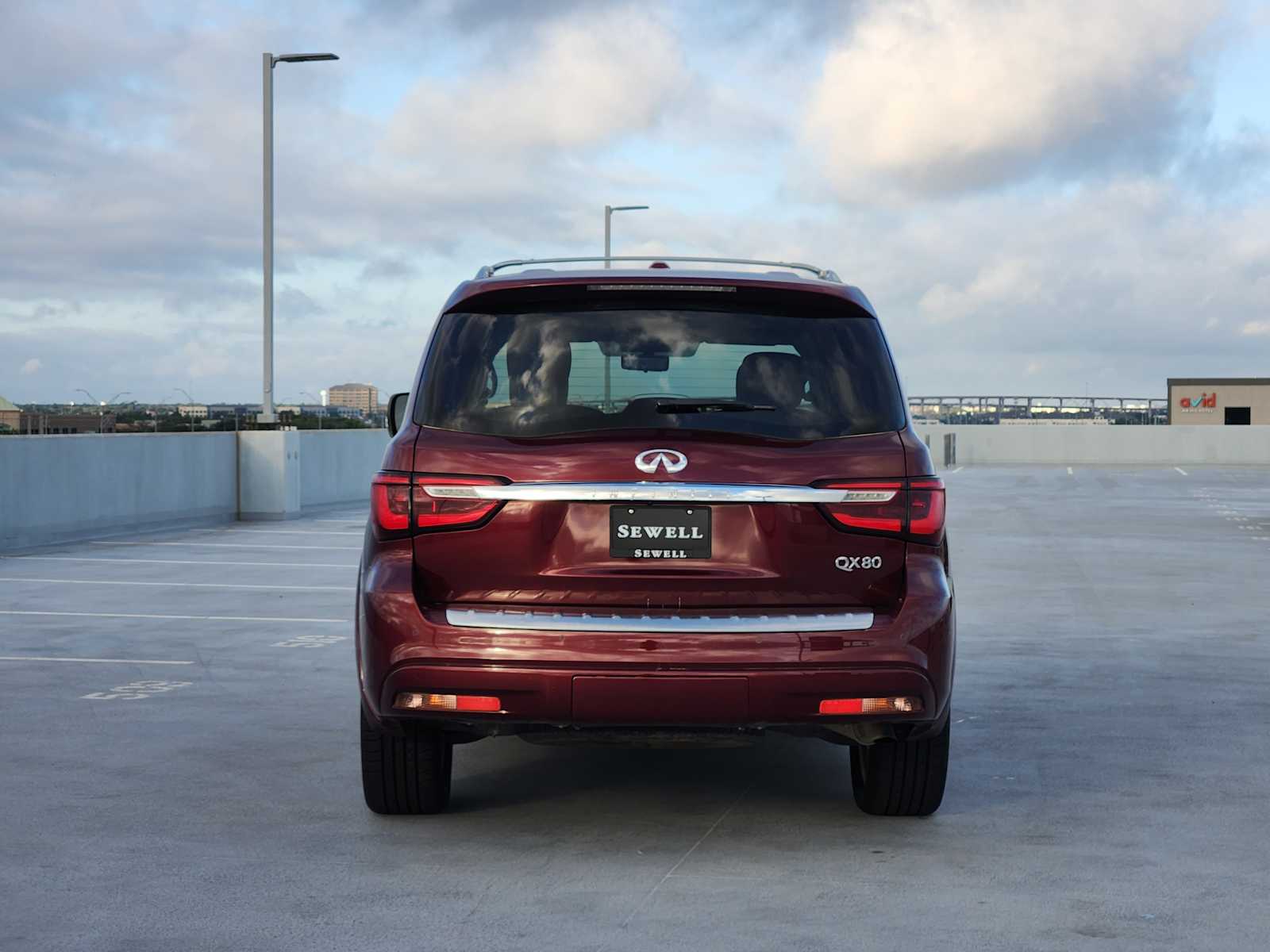 2020 Infiniti QX80 Luxe photo 6