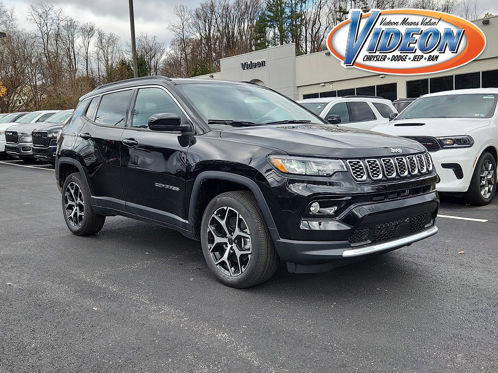 2026 Jeep Compass Limited's photo