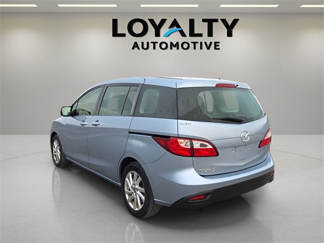 2013 Mazda Mazda5 Sport photo 3