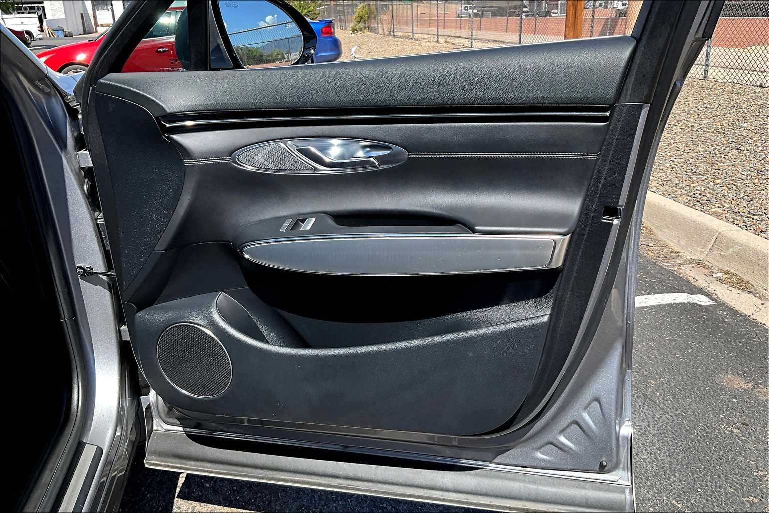 2024 Genesis GV70 2.5T photo 19