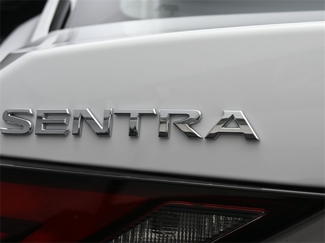2025 Nissan Sentra SV photo 13