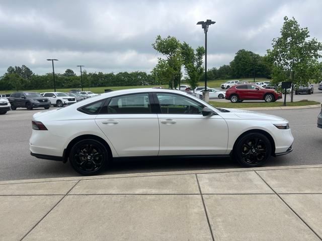 2025 Honda Accord SE photo 6