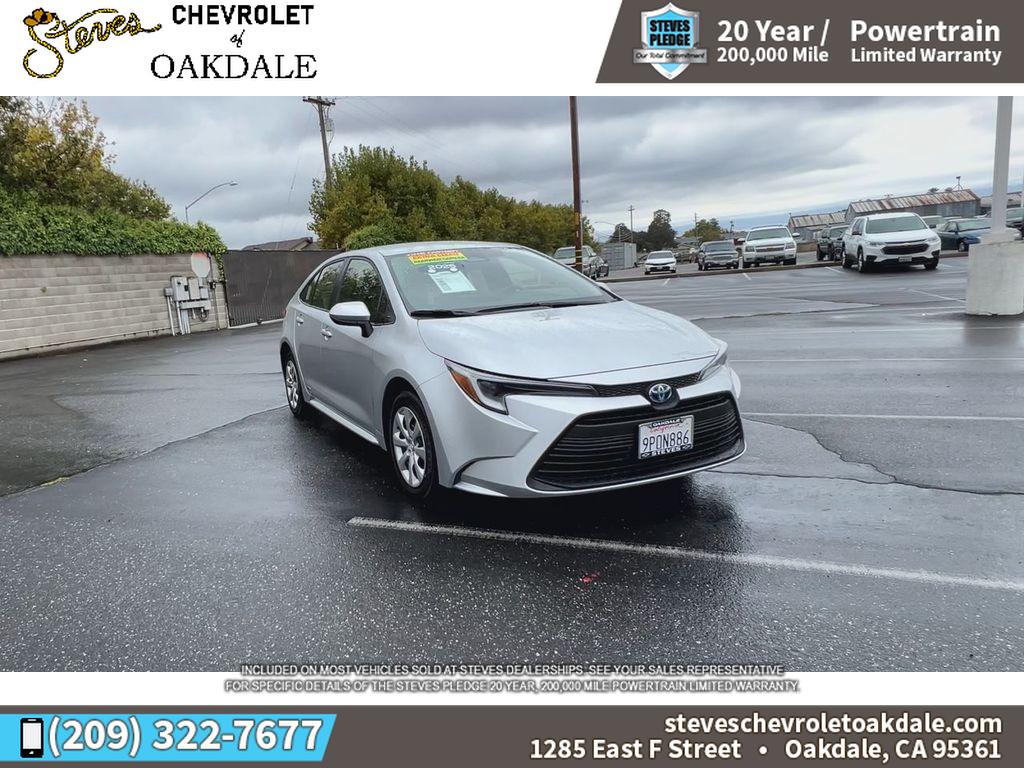 2025 Toyota Corolla Hybrid LE photo 3
