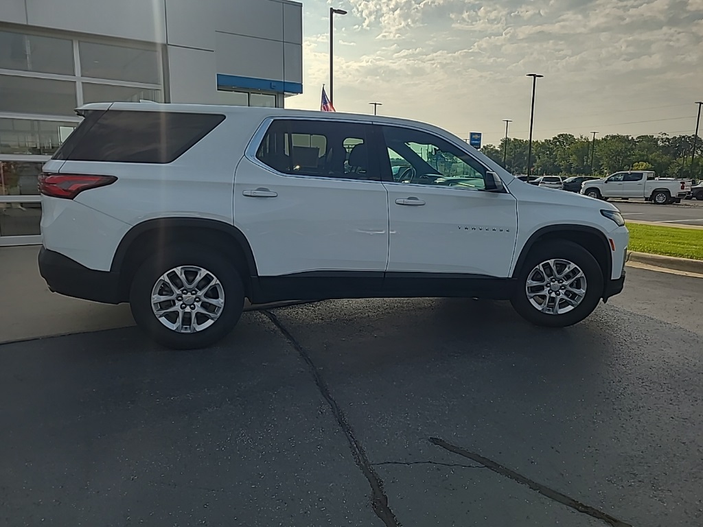 2022 Chevrolet Traverse LS photo 8
