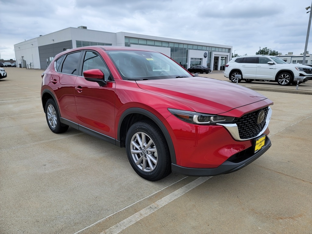 2023 Mazda CX-5 S Preferred package's photo
