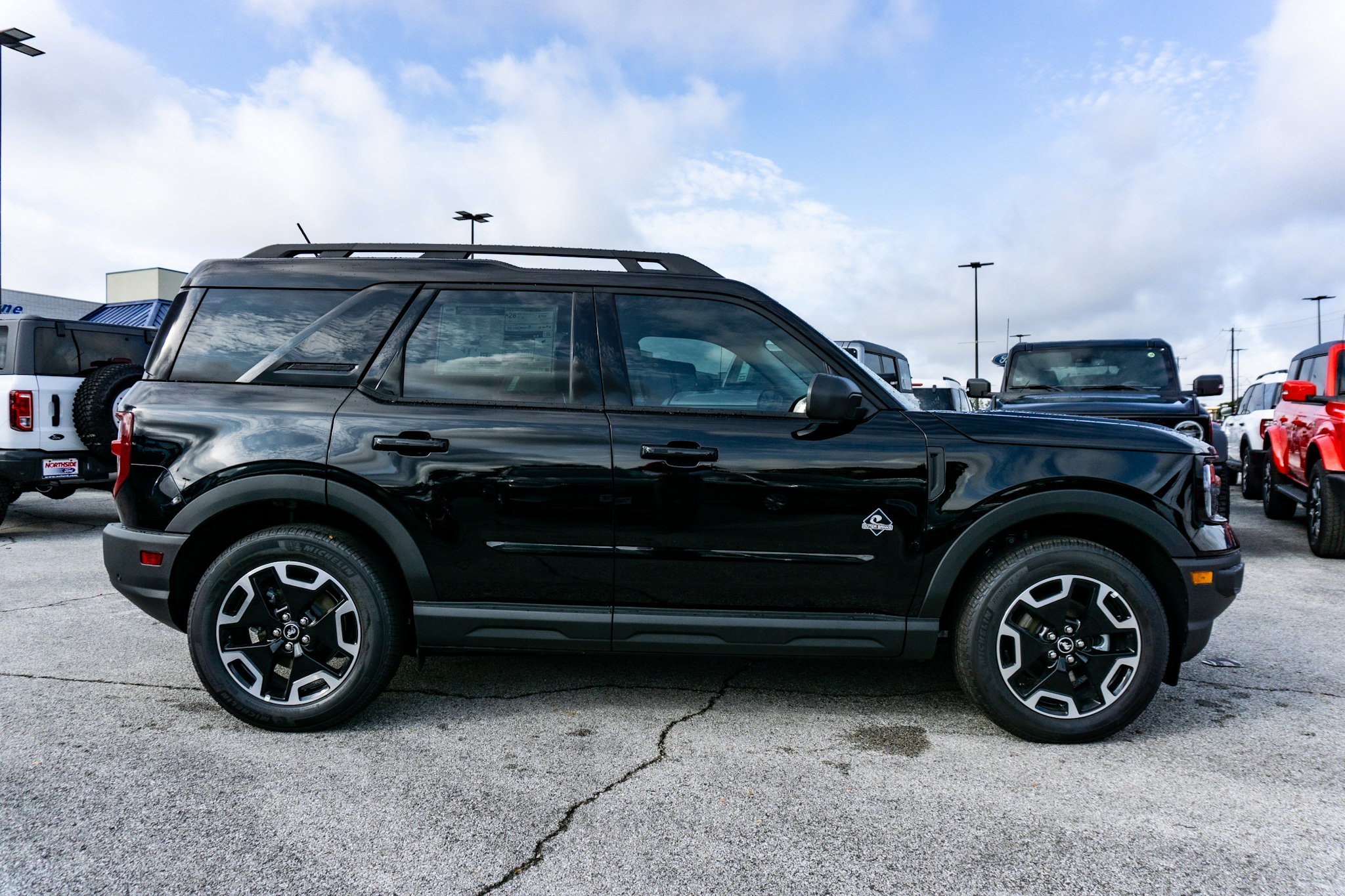 2024 Ford Bronco Sport Outer Banks photo 4