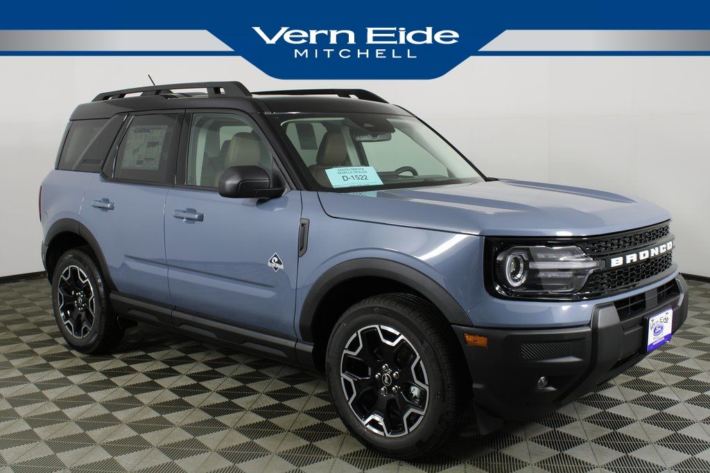 2025 Ford Bronco Sport Outer Banks's photo