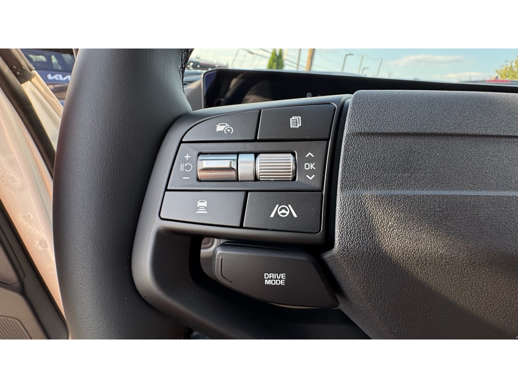 2026 Kia Sportage Hybrid LX photo 8